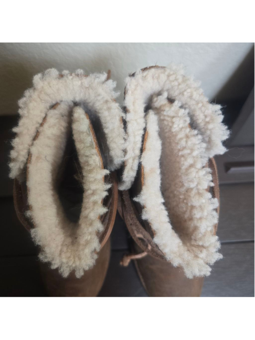 UGG Australia Luisa Water Resistant Leather Boots 1012545 sz 6.5 chocolate - Picture 3 of 8
